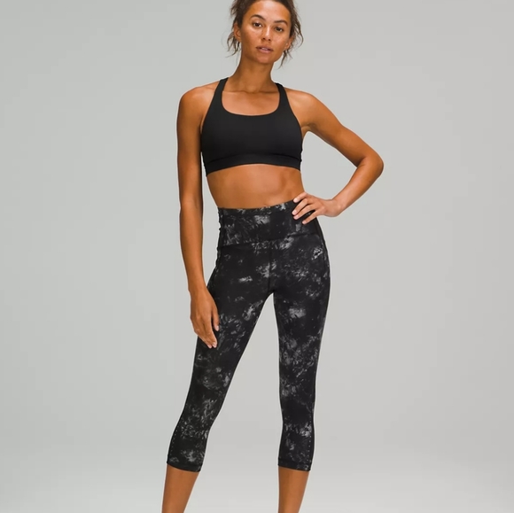 High-Rise Crop 21" - Picture 3 of 10